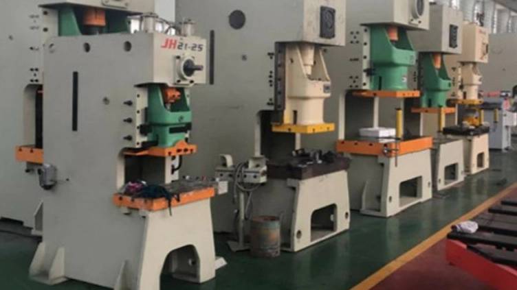 نگهداری از دستگاه های پرس ضربه ای نگهداری از دستگاه های پرس ضربه ای